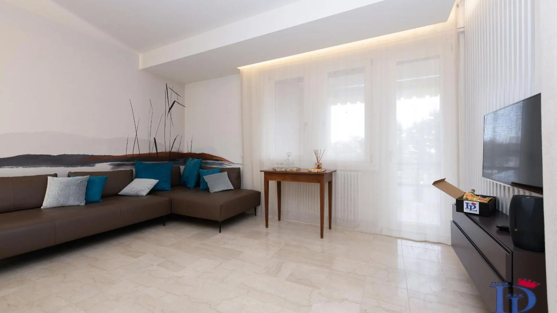 Апартаменты Desenzanoloft Official Partner Marriott Homes & Villas - Imperium Дезенцано-дель-Гарда Италия